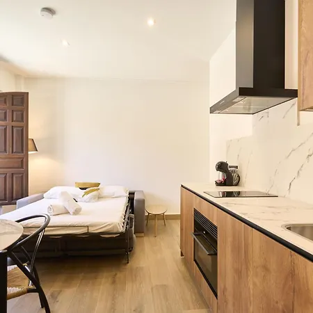 Apartment Plaza San Juan By Keyhom Salamanca